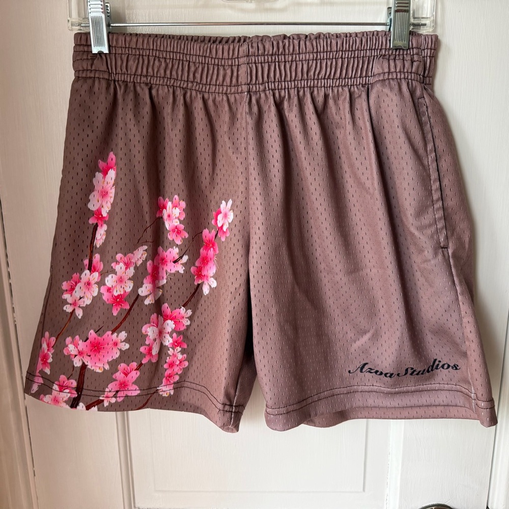 AZVA Studio Men’s Elastic Waist Taupe Shorts with Cherry Blossom Design Size M